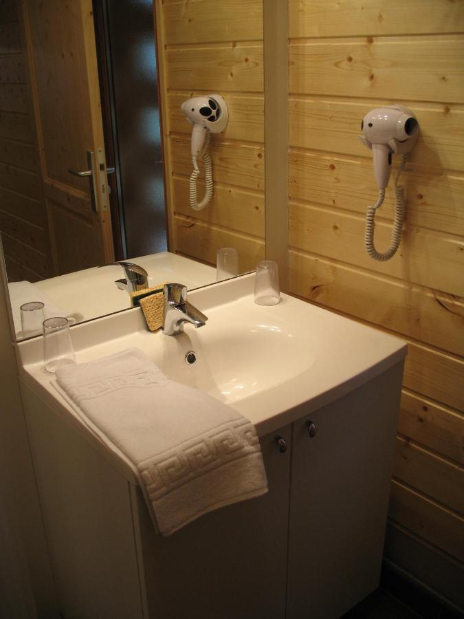 Апартаменти Les Loges Du Jura 4 Etoiles Nanchez Екстер'єр фото
